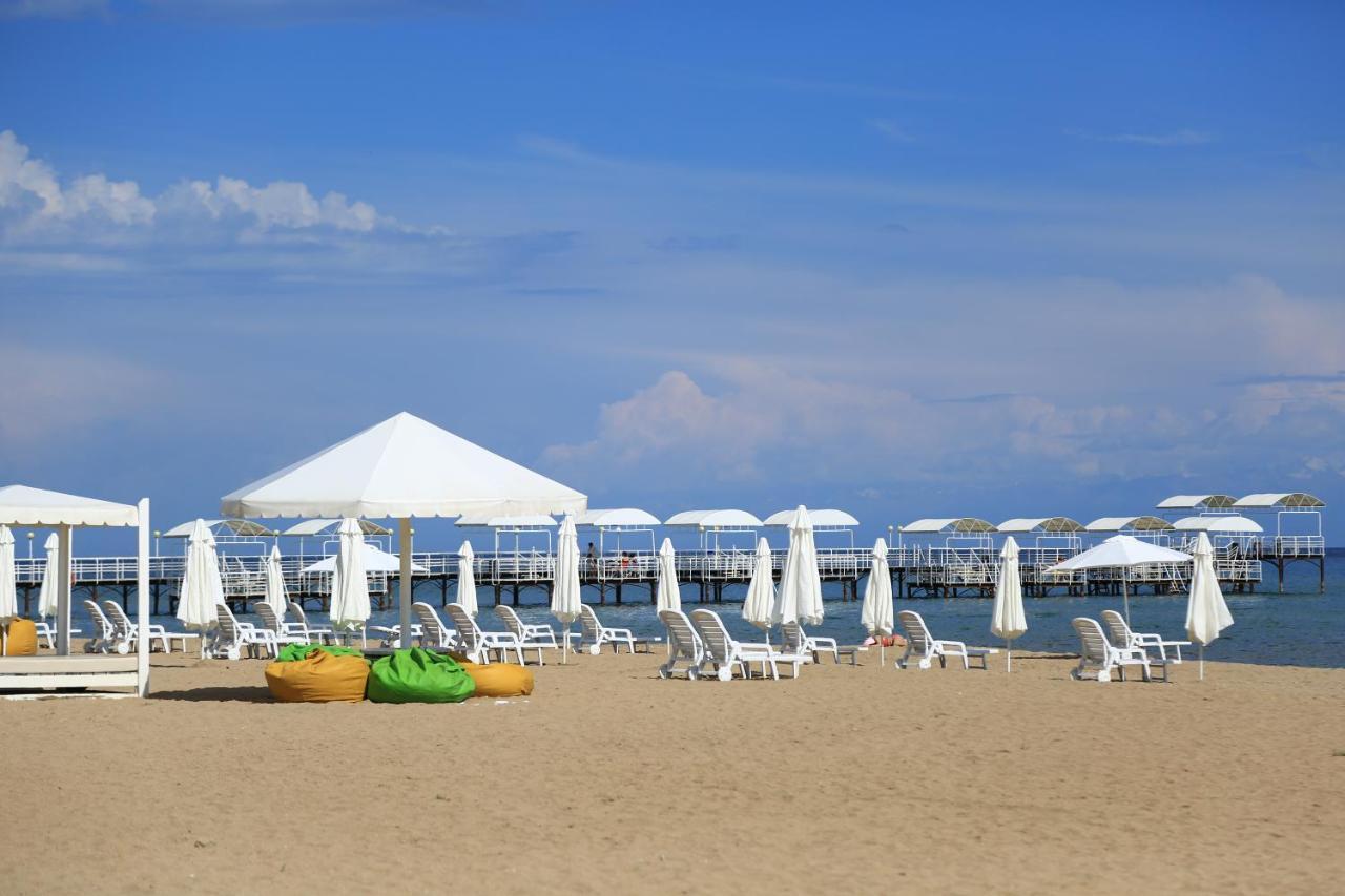 Resort Center Raduga Dolinka Bagian luar foto
