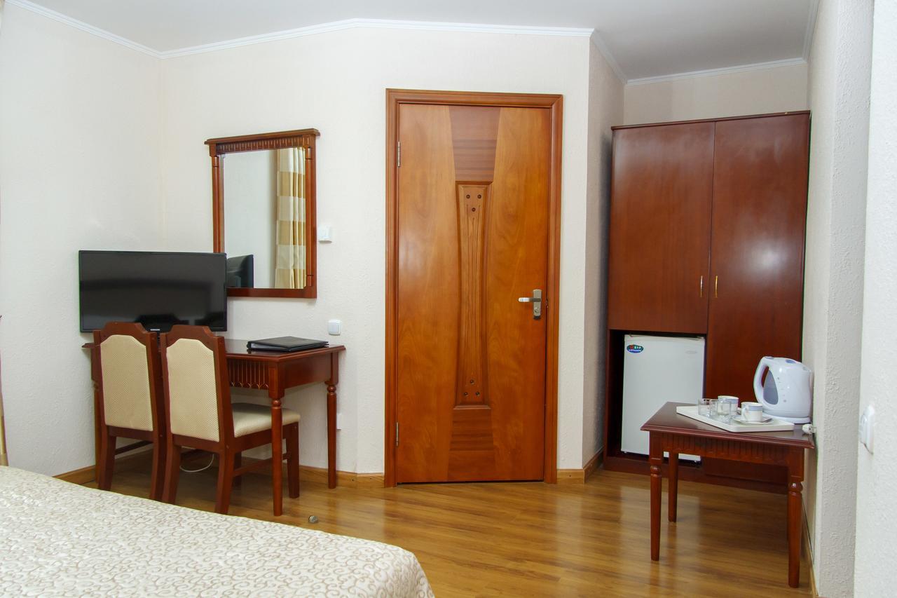 Resort Center Raduga Dolinka Bagian luar foto