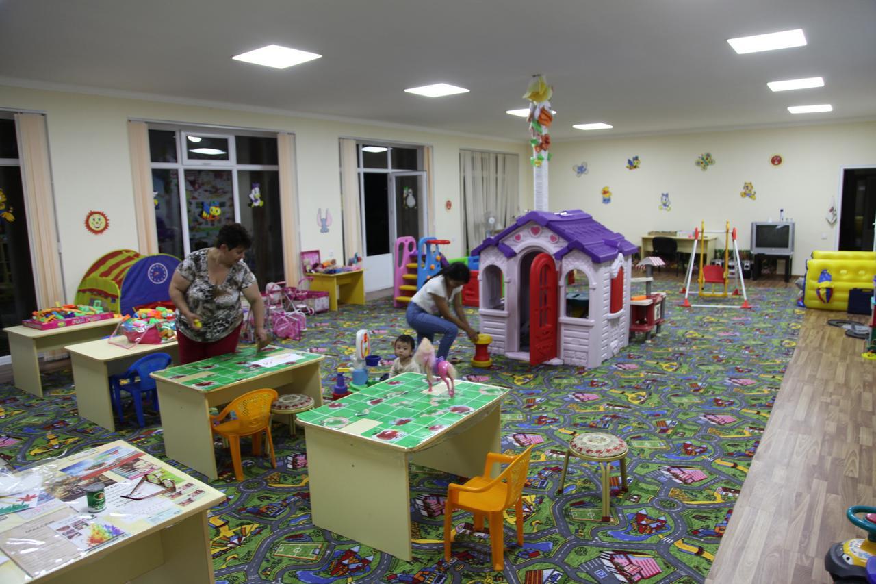 Resort Center Raduga Dolinka Bagian luar foto