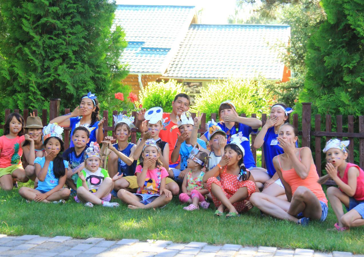 Resort Center Raduga Dolinka Bagian luar foto